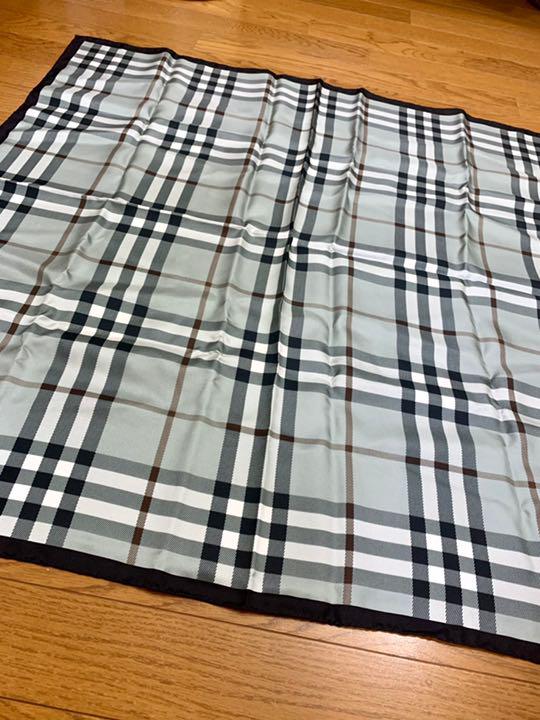 新品 未使用】バーバリー Burberry 大判スカーフ シルク100%
