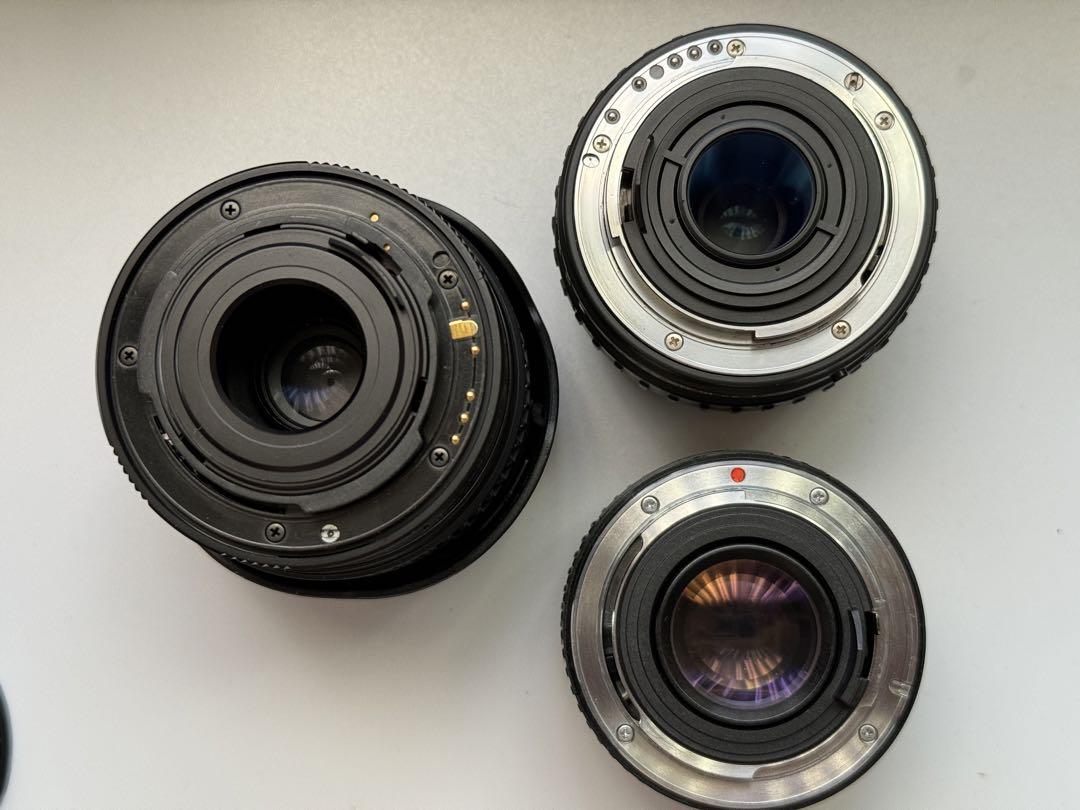 PENTAX K10D と レンズ3本 とバッテリーグリップ とレリーズコード