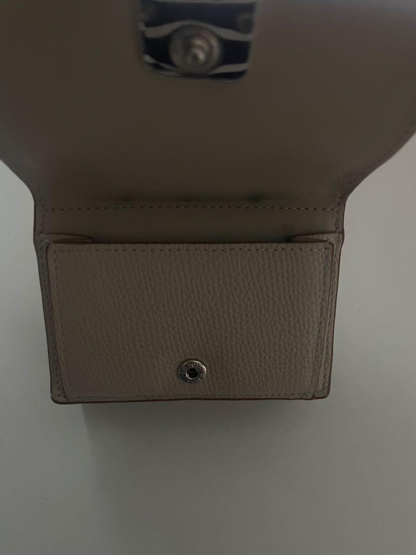 けーさん専用LOEWE ベージュ 三つ折り財布