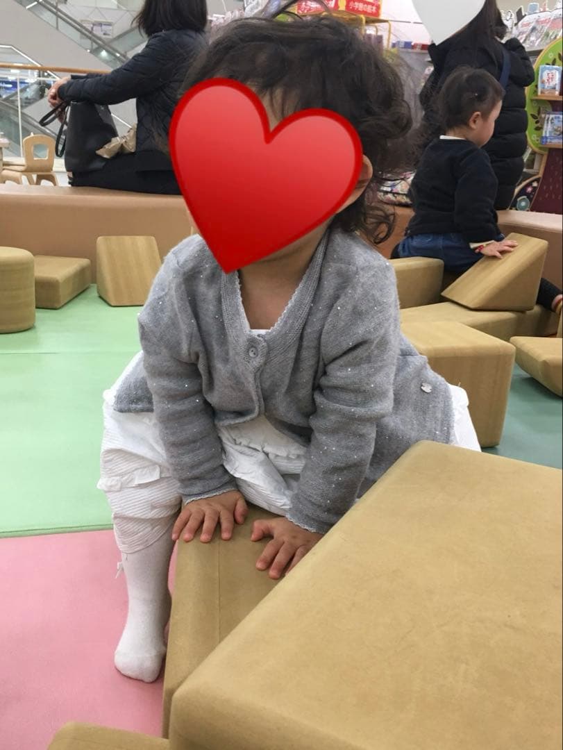babydior ベビーディオール　カーディガン　スパンコール　1歳半 baby Dior（キッズ⁄ベビー⁄マタニティ）のフリマアイテム一覧