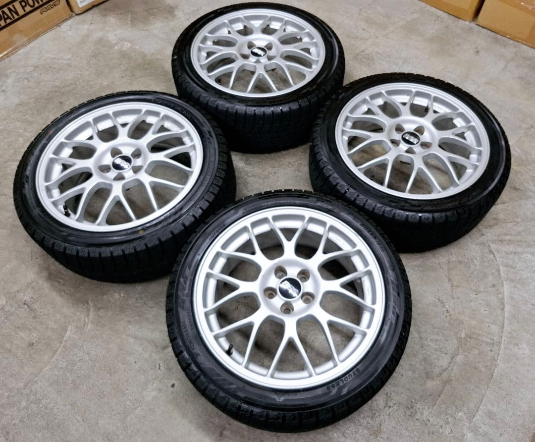 ホイールタイヤ