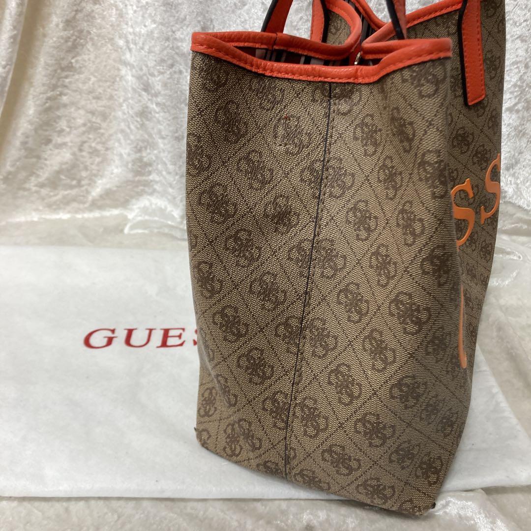 第一ネット ブラウンオレンジ GUESS トートバッグ メルカリ - バッグ