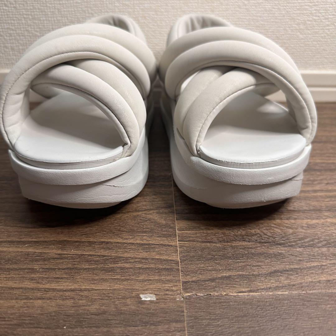 NIKE air max ISLA ナイキ エアマックスアイラ サンダル　白23