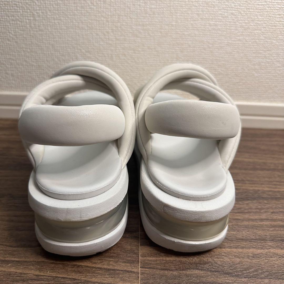 NIKE air max ISLA ナイキ エアマックスアイラ サンダル　白23