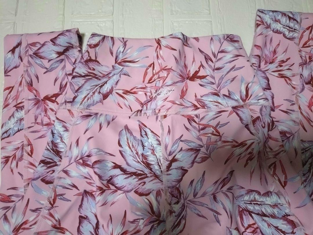 専用♪NERGY【UV&水陸両用】CREORA花柄スポーツブラトップ&レギンス 専用♪NERGY【UV&水陸両用】CREORA花柄スポーツブラトップ&レギンス