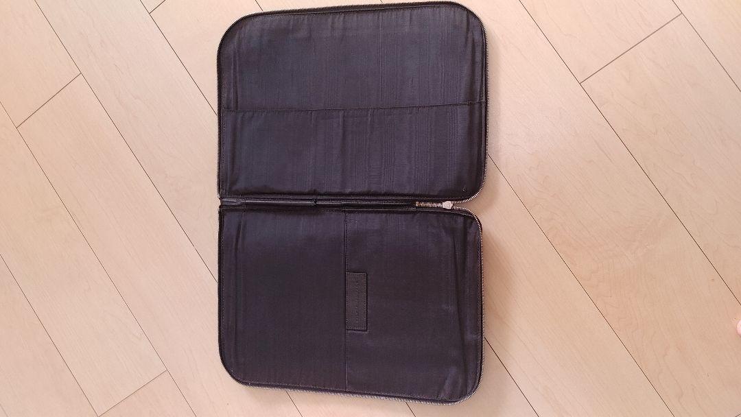 でよく◽ BALENCIAGA バレンシアガ 日本未発売モデル TEKSf-m46743372119 クラッチ ╎えください