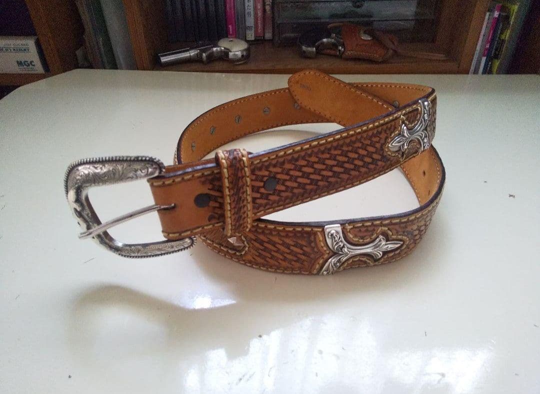 トニーラマ 本革ウエスタンベルト ハラコ コンチョベルト カウボーイ アメカジTony Lama