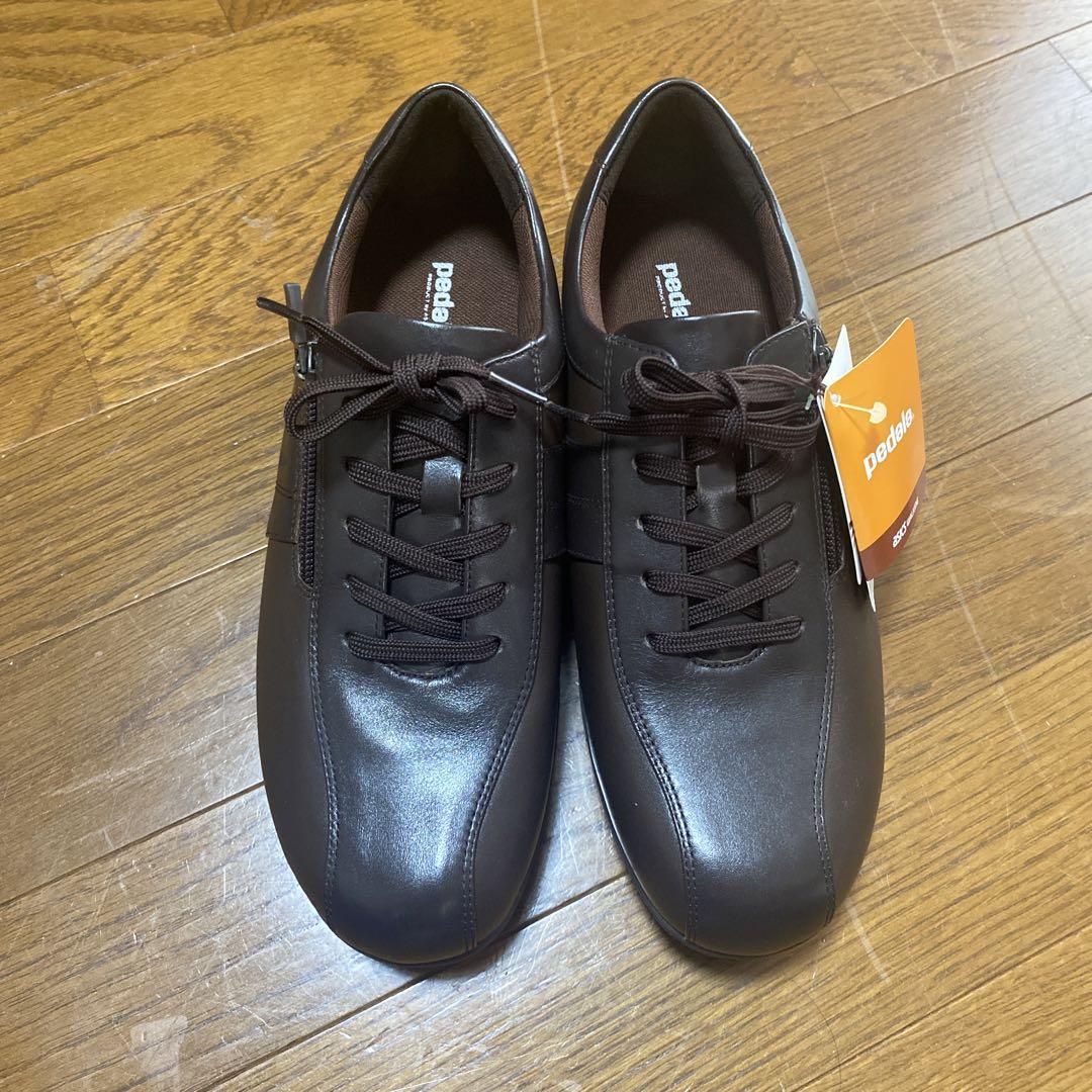 新品　アシックス　ウォーキングシューズ　ペダラ　24cm