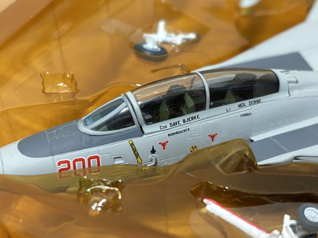 ドラゴン 1/72 F-14A TOMCAT VF-111 SUNDOWNERS 模型・プラモデル
