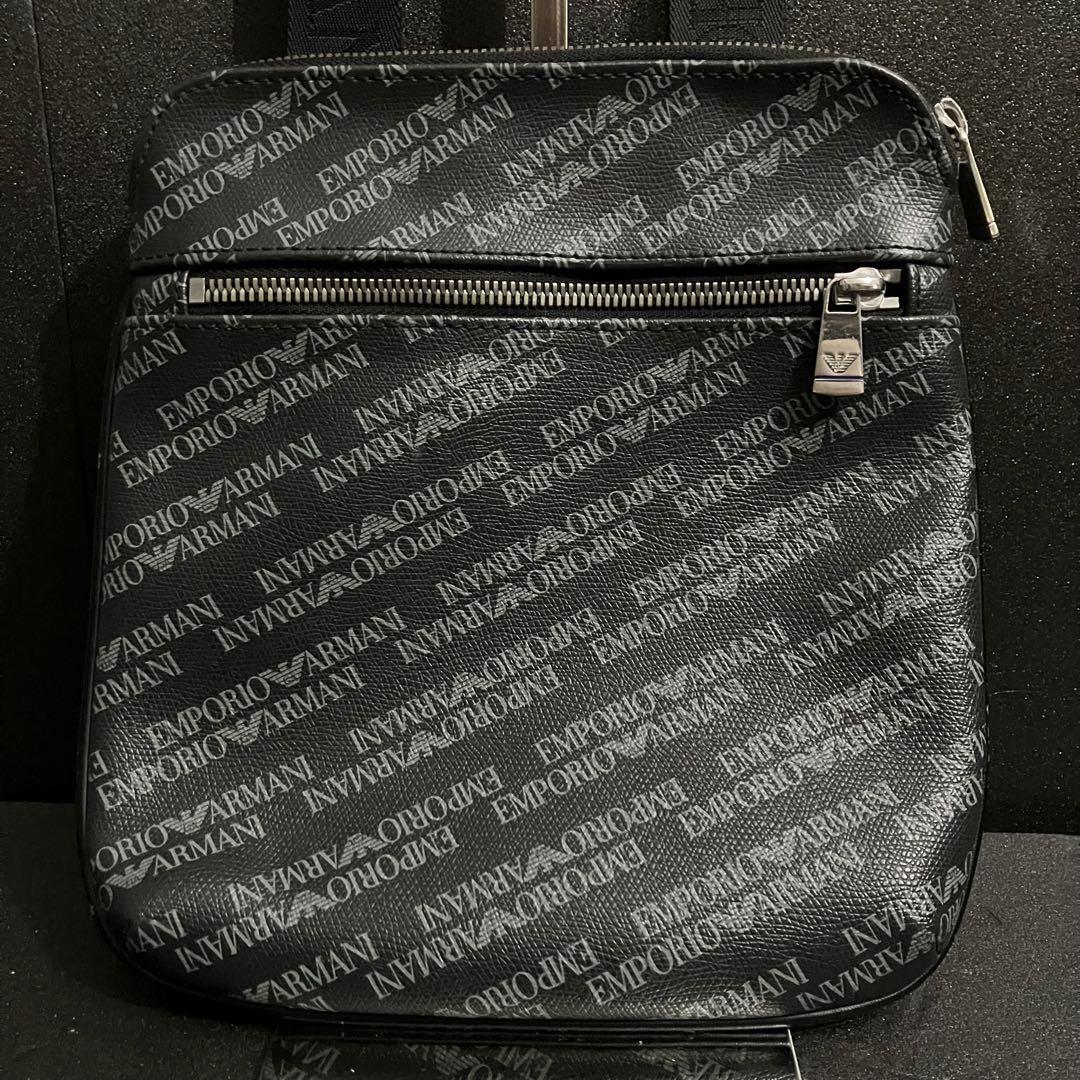 EMPORIO ARMANI アルマーニ　ショルダー　ブラック