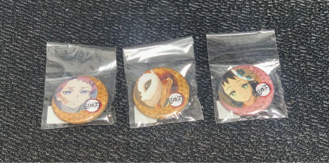 鬼滅の刃　缶バッジ　コースター　アクリルスタンド　まとめ売り
