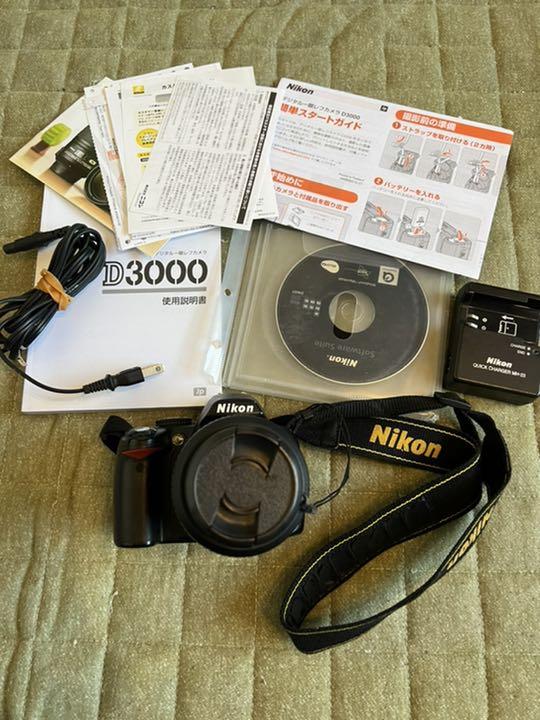Nikon デジタル一眼レフカメラ　D3000