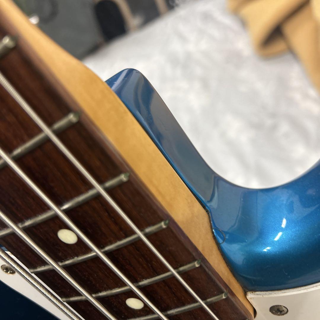 ベース Fender PRECISION BASS