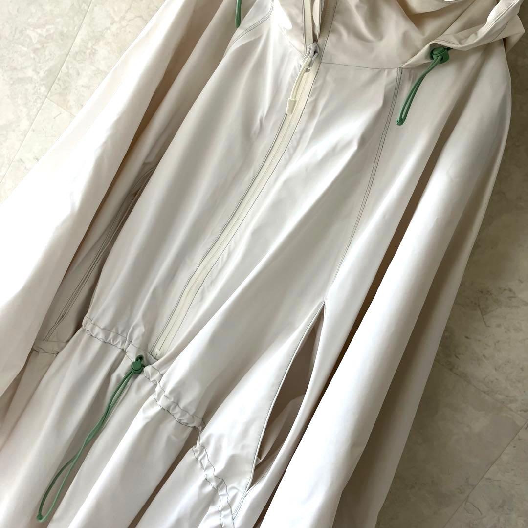 極美品》ZARAポンチョコート白レインコートにもアウトドア/スポーツ