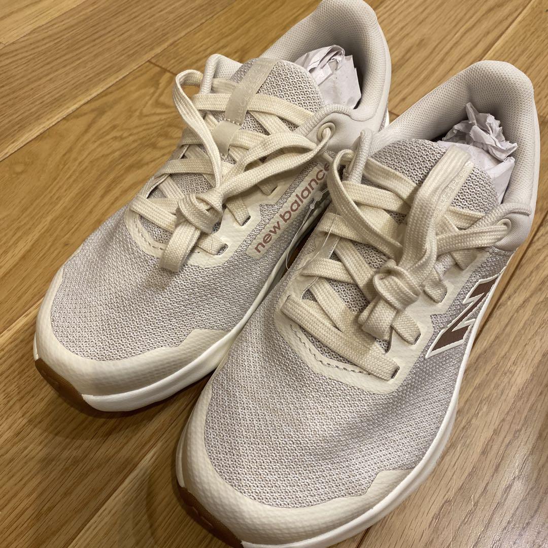 New Balance(ライトグレー)【Ladys/24.0/新品】 5,170円
