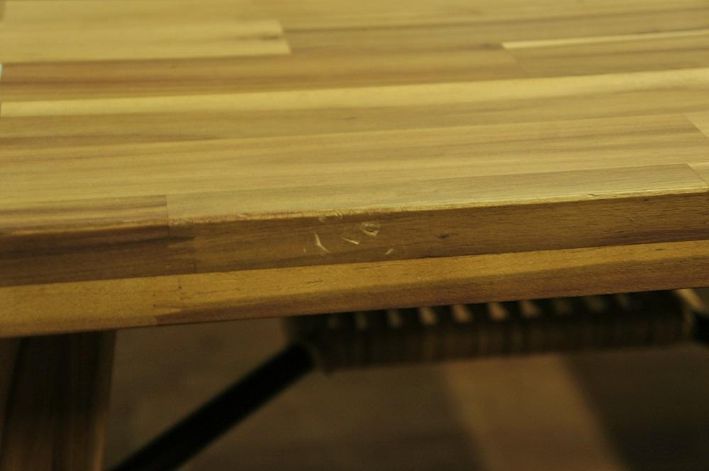 C767訳ありアウトレット品155cm幅アカシア材使用のテーブル