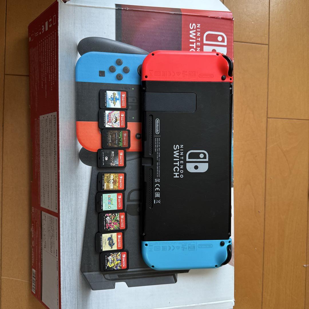 Nintendo Switch Lite 青/赤 ゲームカード8枚付き