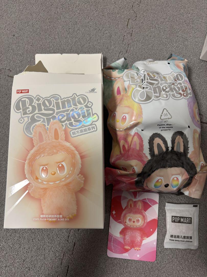 アイドル POP MART themonsters big into energy