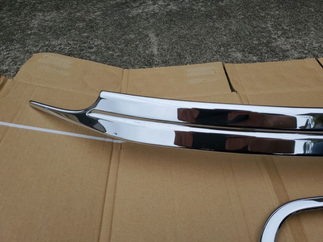 おしゃれな人 トヨタ 14系 ポルテ モデリスタ フロントバンパーメッキガーニッシュやや傷や汚れあり 年代物の