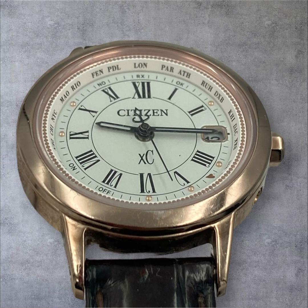 CITIZEN xC デイト ピンクゴールド ラウンド ソーラー レディース