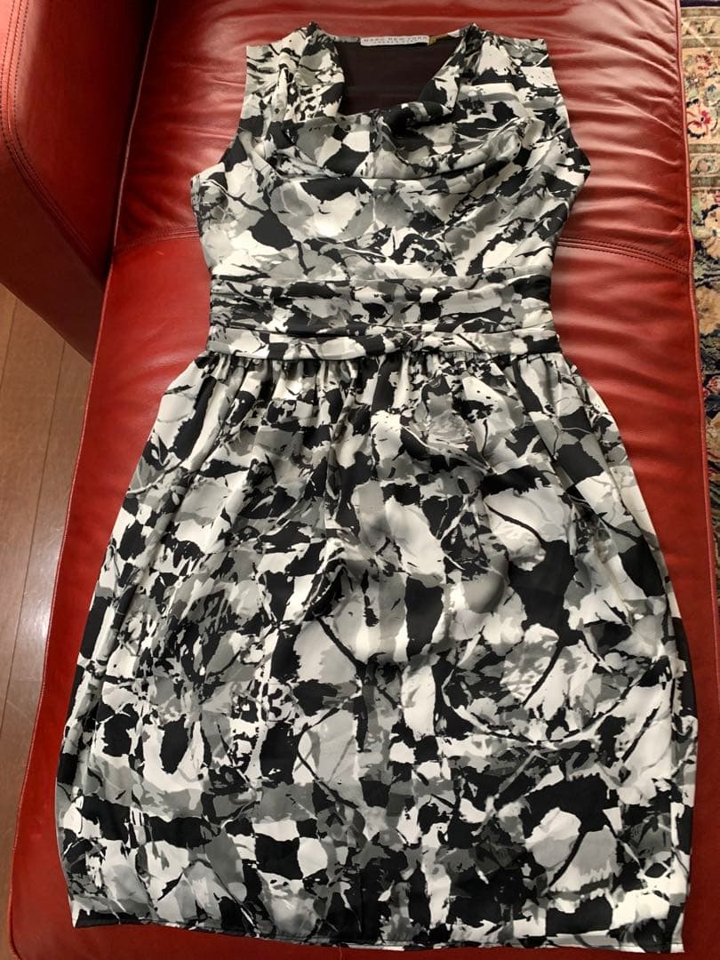 好評にて期間延長】 Andrew Marc ワンピース モノクロカラー ひざ丈