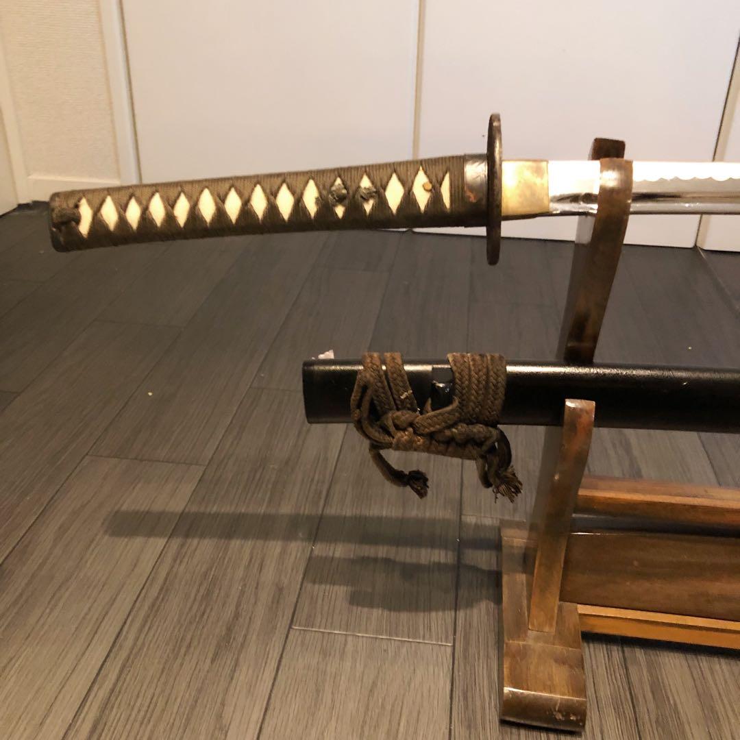 高級模造刀 居合刀 樋入り刀身 茶拵え 亜合金刀身 名刀 高級模造刀 居合刀 樋入り刀身 茶拵え 亜合金刀身 名刀