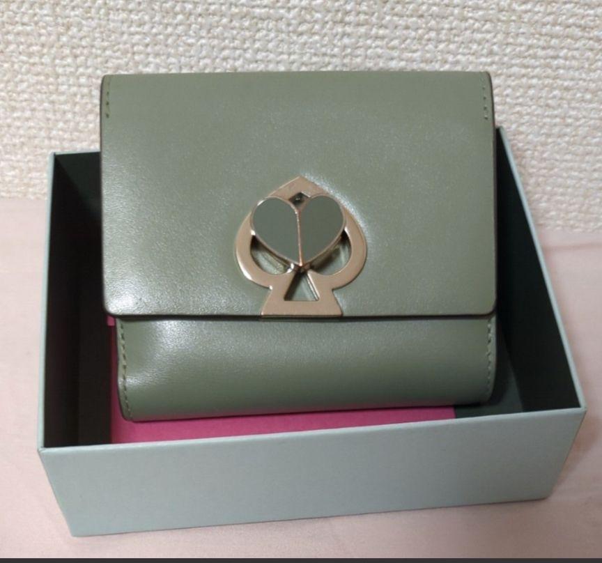 美品　kate spade　ニコラツイストロック　財布折り財布