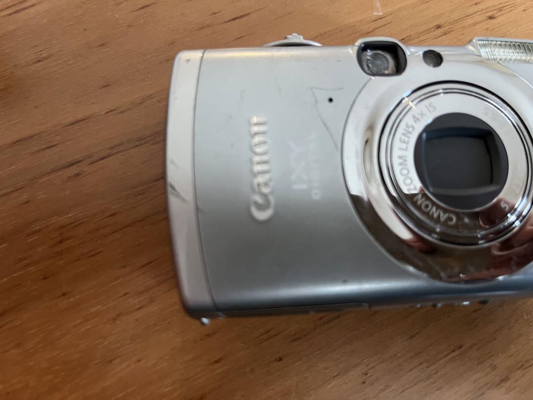 Canon IXY DIGITAL 800 IS
