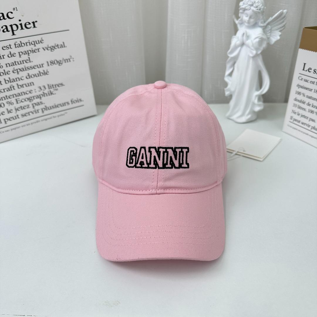 新品タグ付き GANNI ガニー ロゴキャップ男女