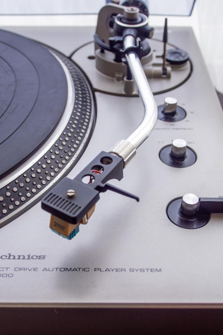 整備品Technics SL-1600