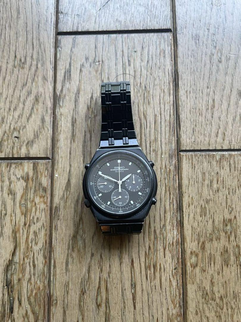 稼働 美品 SEIKO スピードマスター SPEEDMASTER黒 クォーツ