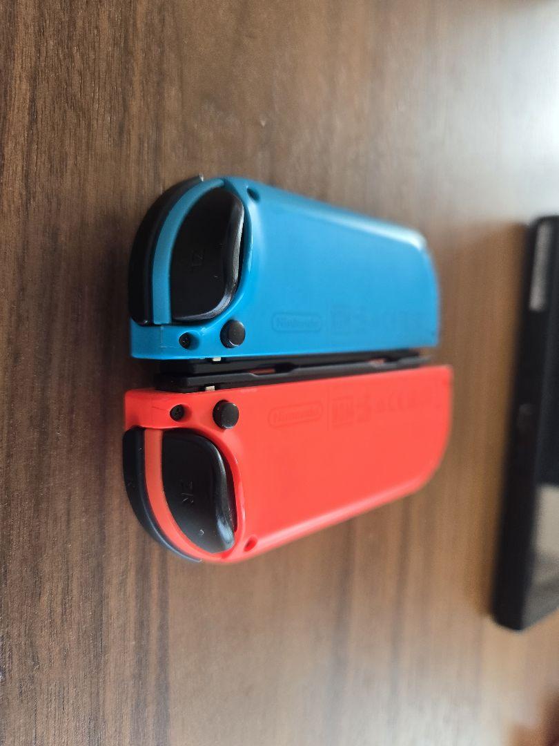Nintendo Switch 本体 赤/青 Joy-Con付き おまけ付き