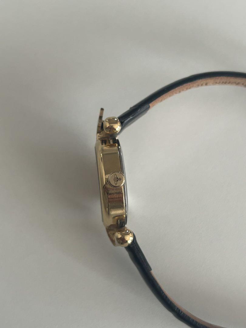vivienne westwood ゴールド　腕時計　箱付き　稼働品