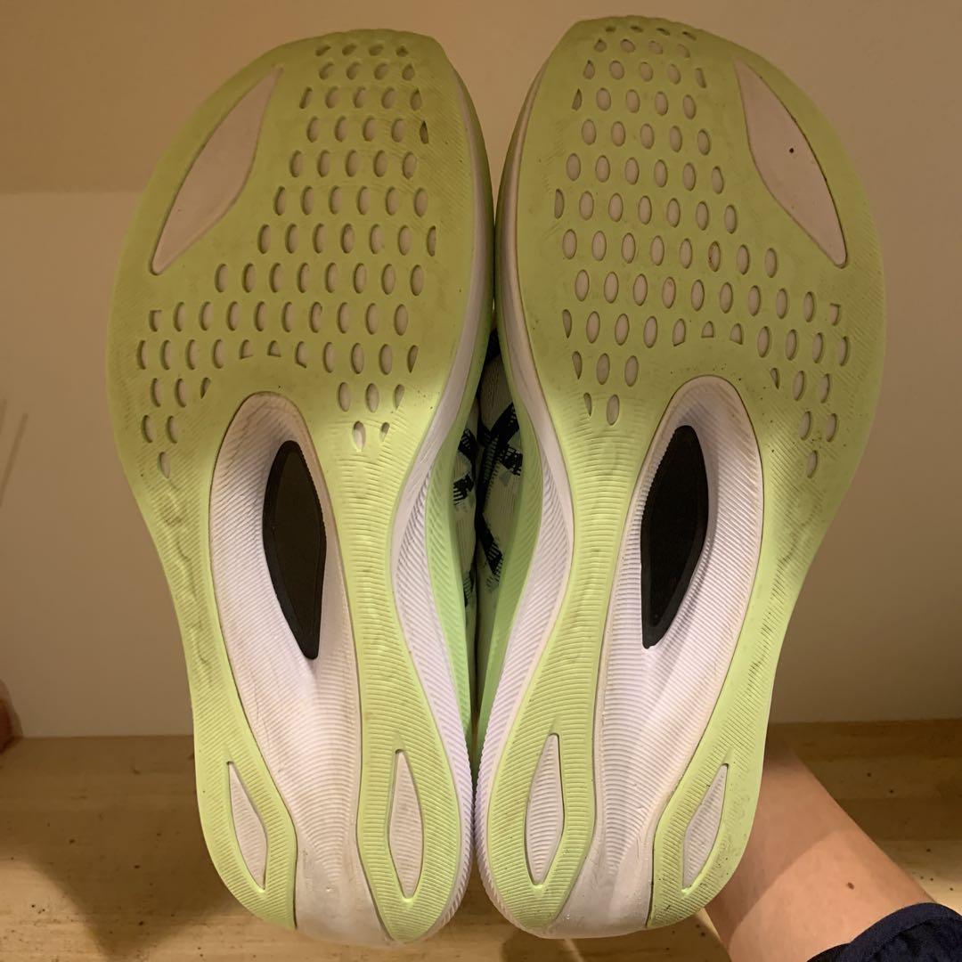 asics マジックスピード4