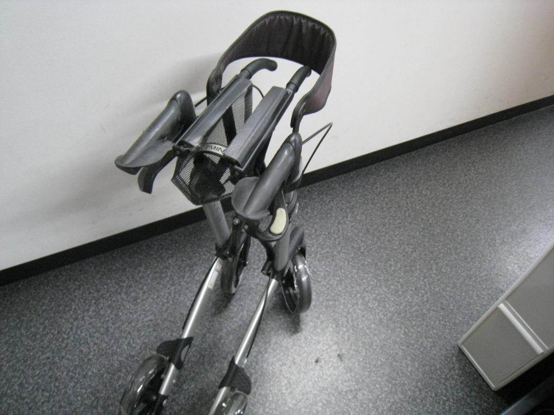 ハンディウォークＬ　GEMINO 30 歩行器 歩行車 パナマウントベッド