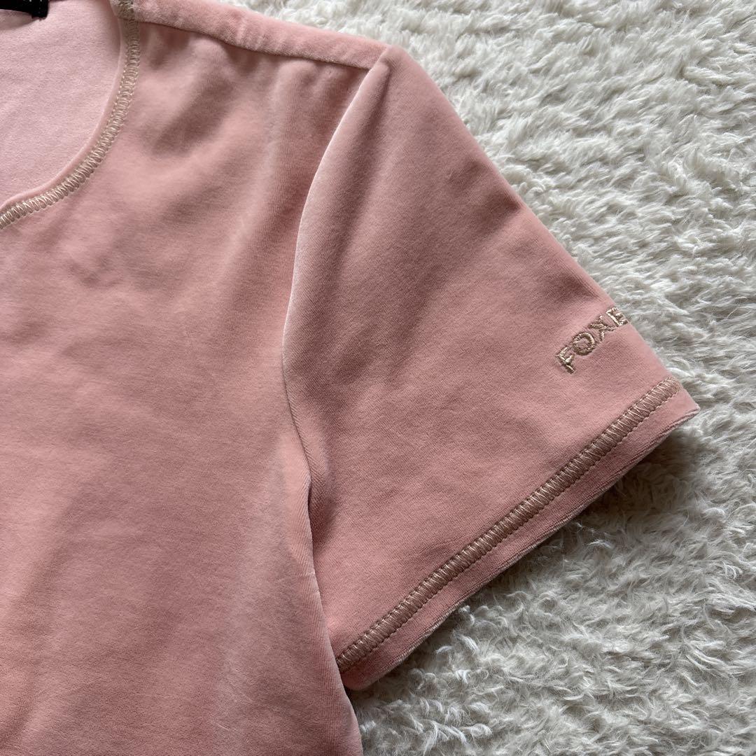 FOXEY NEW YORK フォクシー ピンクベルベットTシャツ ロゴ刺繍