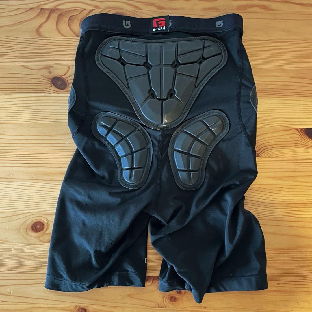 BURTON バートン G-FORM ヒップパット L