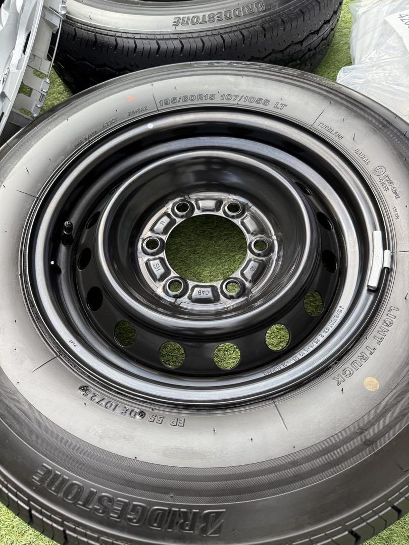 ハイエース★新車外し！25年製 ホイールタイヤセット195/80R15 送料込み