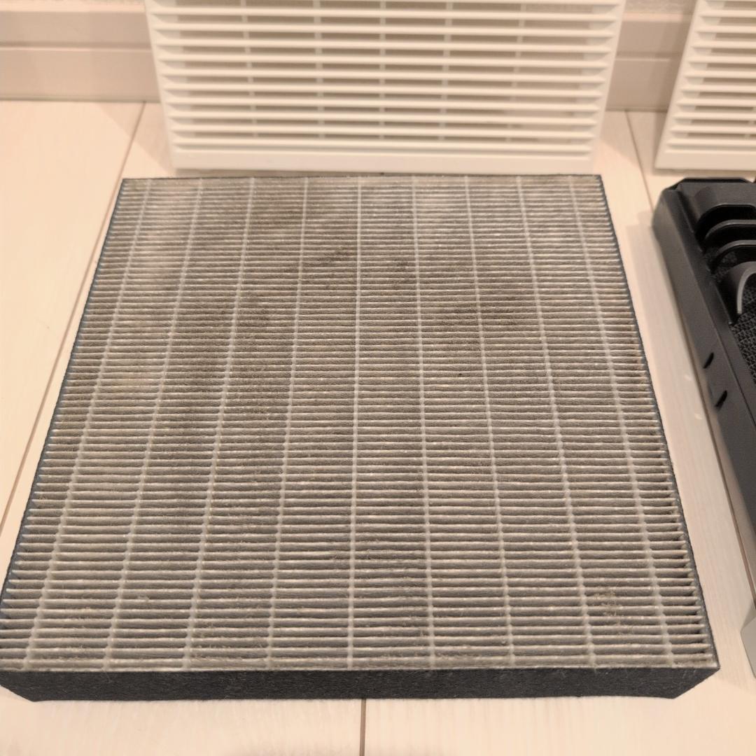【極美品】DAIKIN MC55UKS-W ダイキン　ストリーマ空気清浄機