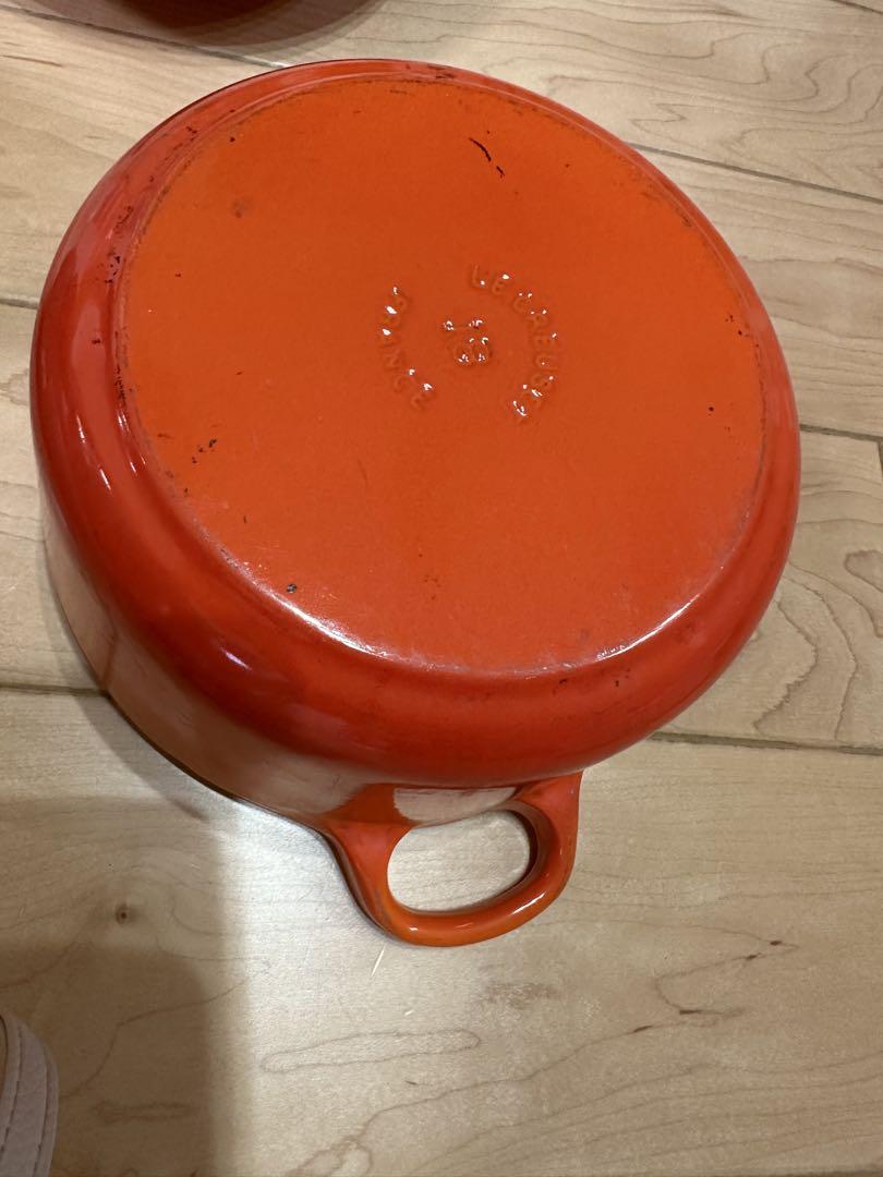 ル・クルーゼ 両手鍋 22cm 白 ホワイト 18㎝　オレンジ　セット
