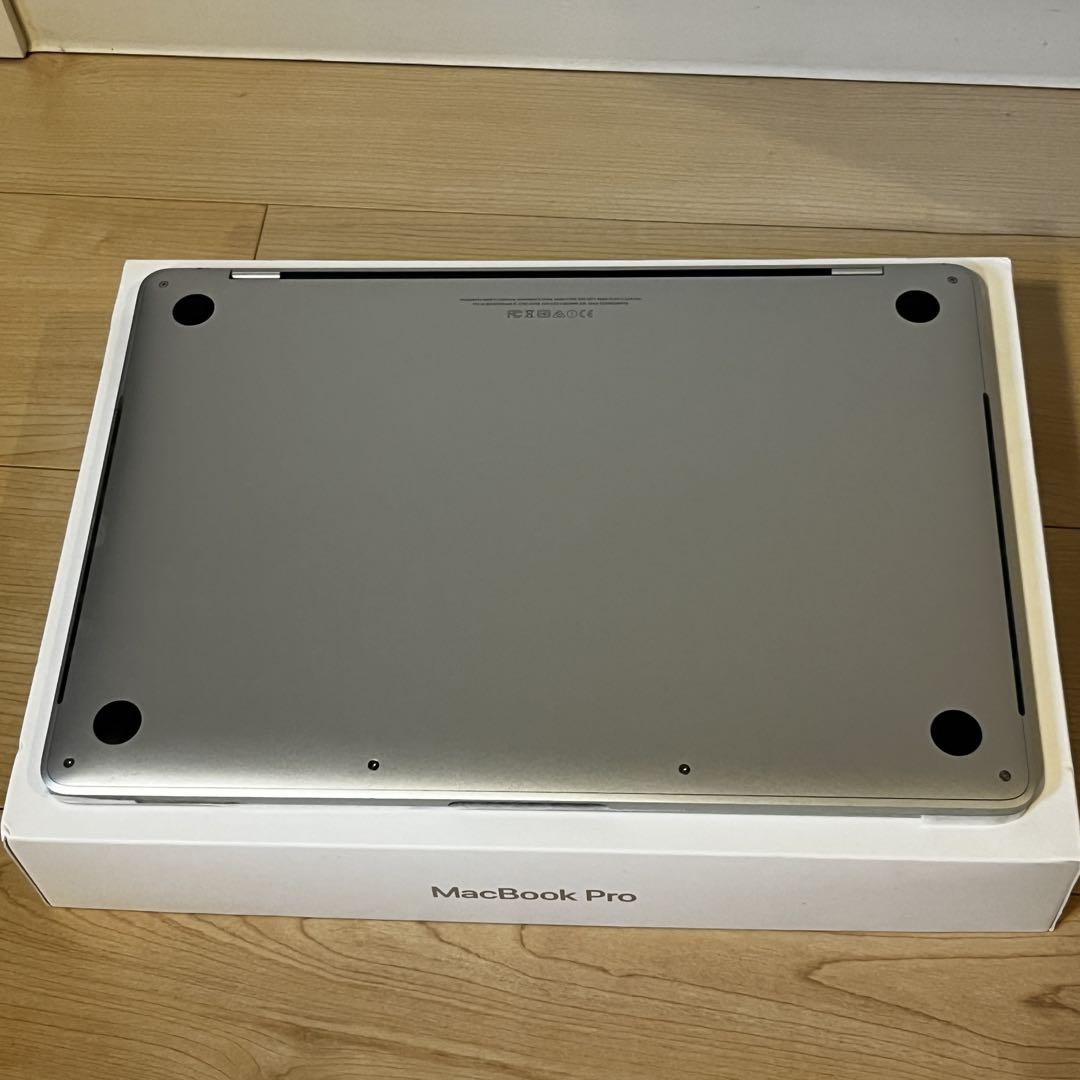 【美品】MacBook Pro 2016 シルバー