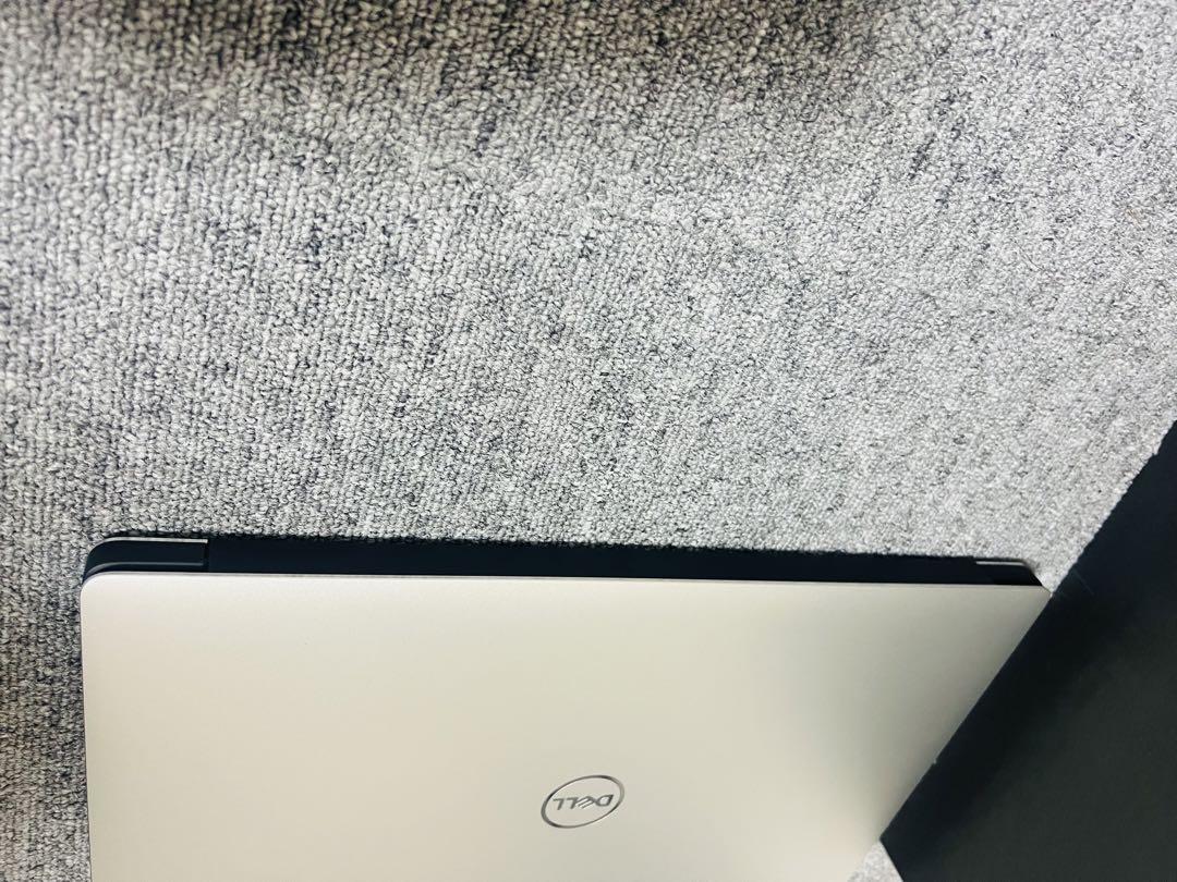 Windowsノート本体 Dell XPS 15 7590 Core i7 16GB 1TB