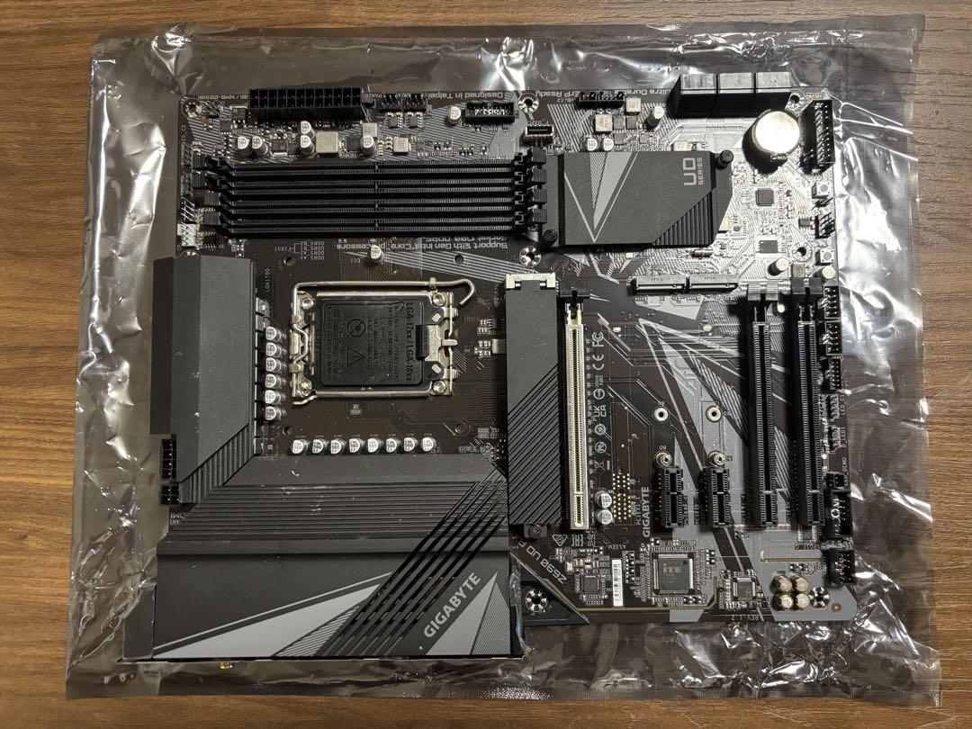 GIGABYTE Z690 UD AX マザーボード