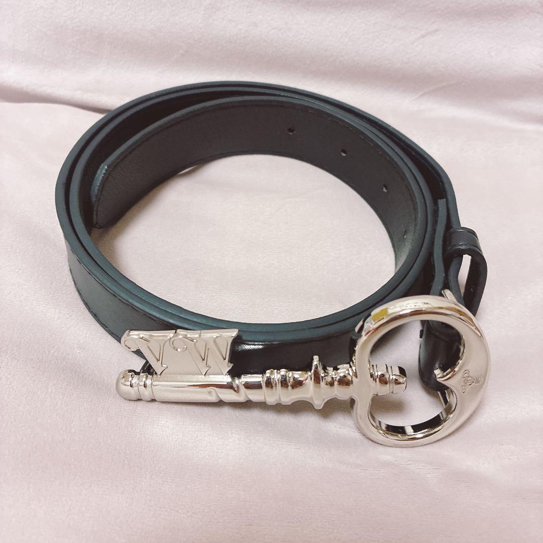 【美品】ヴィヴィアンウエストウッド ベルト 鍵 キー レザー 黒 ブラック 【美品】ヴィヴィアンウエストウッド ベルト 鍵 キー レザー 黒 ブラック