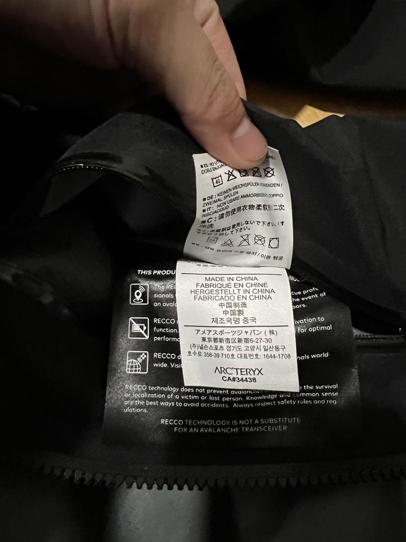 arc'teryx alpha sv 24K black 金ロゴ アークテリクス