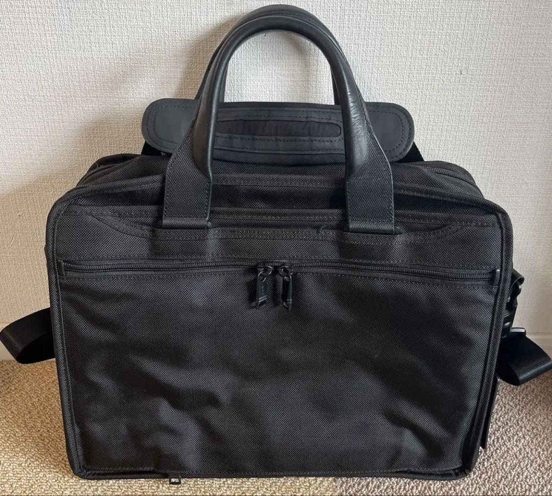 TUMI×JALコラボモデル ビジネスバッグ ブラック