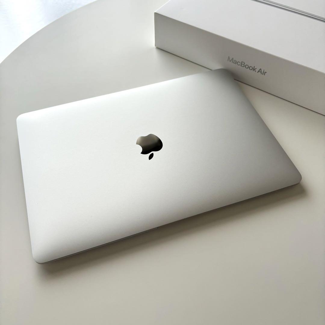 MacBook air(2020) M1チップ 8GB 256GB