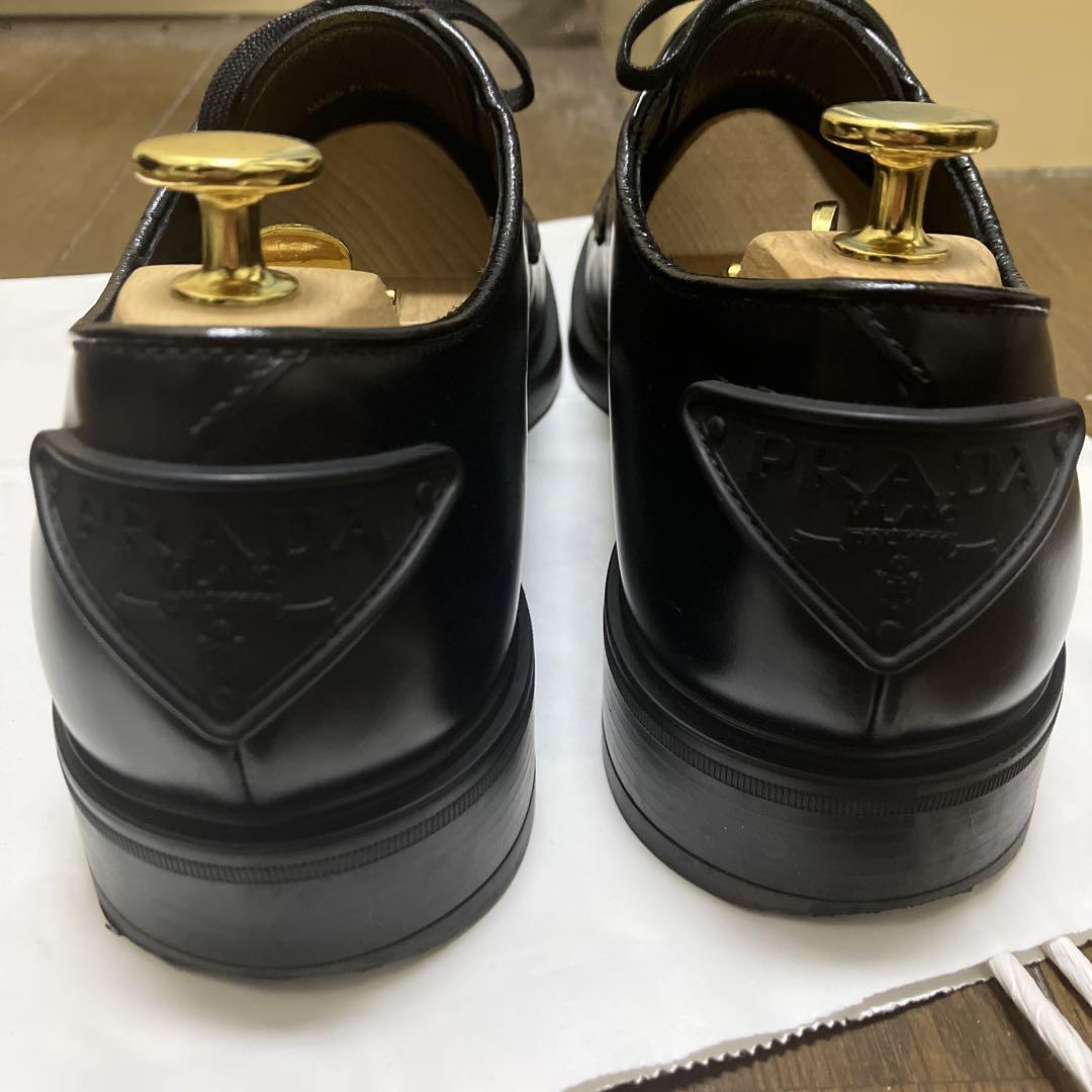 PRADA レザーシューズ