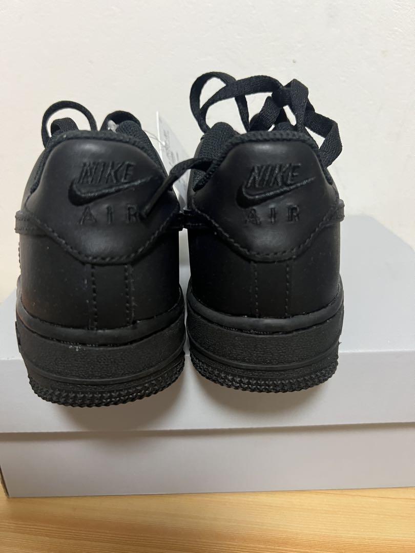 新品未使用Nike Air Force 1 黒 スニーカー22.5cm