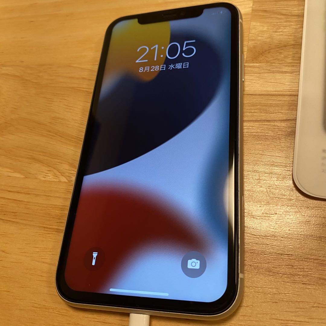 iPhone11 本体 128GBホワイト SIMフリー他社液晶パネル ジャンク